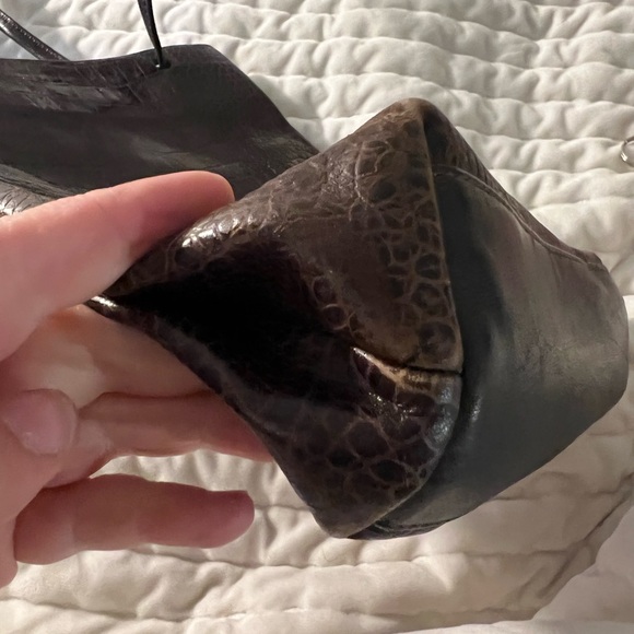 Marie Turnor Merci Leather Tall Croc Tote CURRENT STYLE - Picture 6 of 10